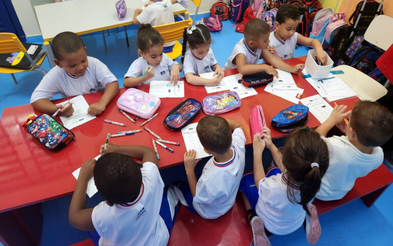 escola infantil de referência na zona leste